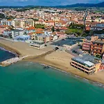 Casa Myconis 68mq A Due Passi Dal Mare Di * San Vincenzo