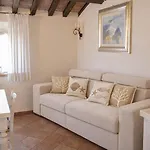 Casa Myconis 68mq A Due Passi Dal Mare Di * San Vincenzo