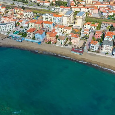 Casa Myconis 68mq A Due Passi Dal Mare Di *
